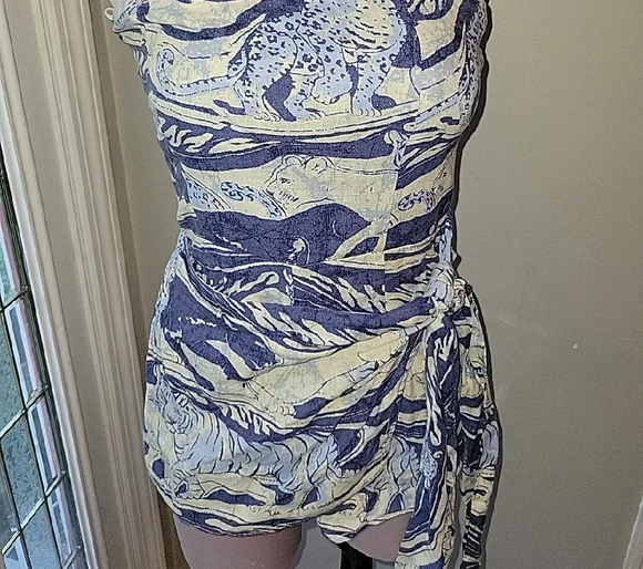 Kimchi Blue Strapless Top in Blue and Cream - Picture 2 of 10